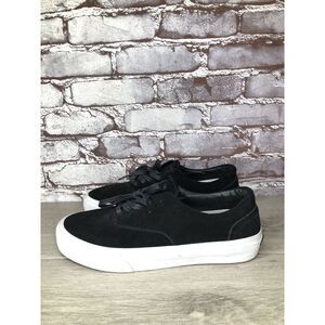 CU4TRO Black Suede Leather Lace Up Low Top Sneakers Shoes Women Sz 10M US/41.5EU